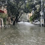 കാലുകള് കൊണ്ട് വാഹനമോടിച്ച് ലൈസന്സ് നേടി ജിലുമോള്
